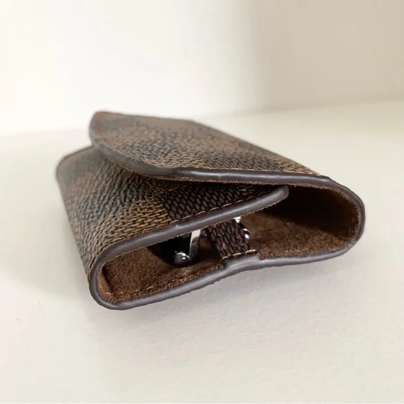 Louis Vuitton sterling silver trunk onyx cuff links in case - Picture 8 of 17